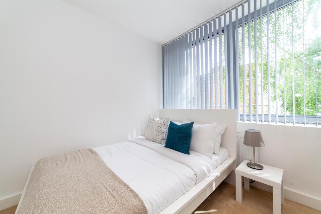 Modern And Bright 2 Bdr Flat In Clapham Common Lejlighed London Eksteriør billede