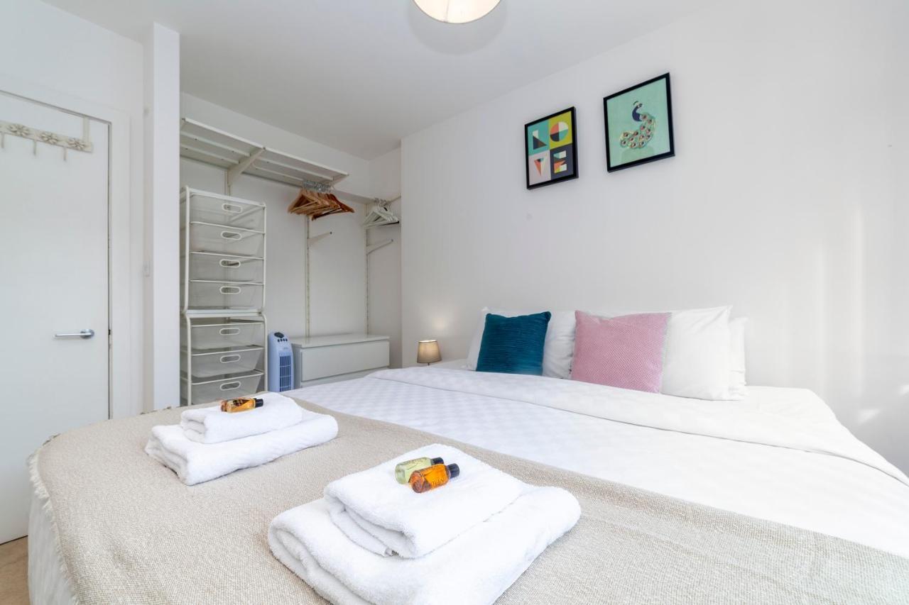 Modern And Bright 2 Bdr Flat In Clapham Common Lejlighed London Eksteriør billede